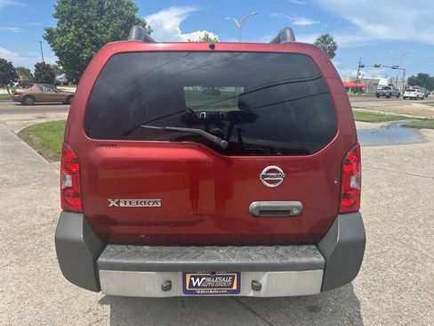 Used 2015 Nissan Xterra X image 5