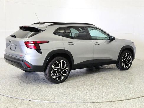 New 2026 Chevrolet Trax RS w/ Driver Confidence Package FWD image 7