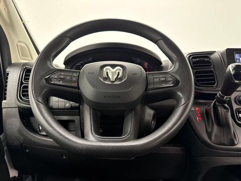 Used 2023 RAM ProMaster 2500 FWD image 12