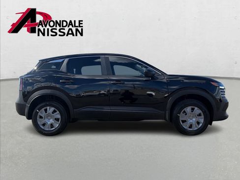 New 2026 Nissan Kicks S image 8