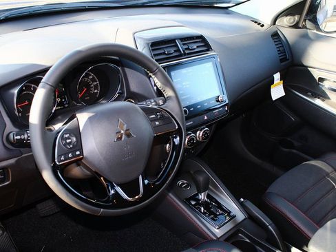 New 2026 Mitsubishi Outlander Sport SE image 2