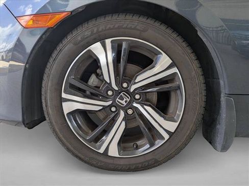 Used 2016 Honda Civic Touring image 13