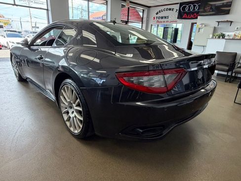 Used 2013 Maserati GranTurismo Sport RWD image 11