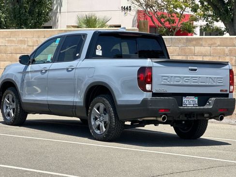Certified 2025 Honda Ridgeline TrailSport image 6