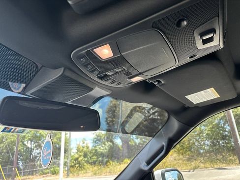 Used 2018 Ford F150 Platinum w/ Equipment Group 701A Luxury AWD/4WD image 17
