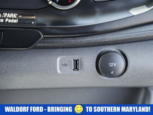 Used 2024 Ford Transit 250 Low Roof w/ Exterior Upgrade Package RWD image 27