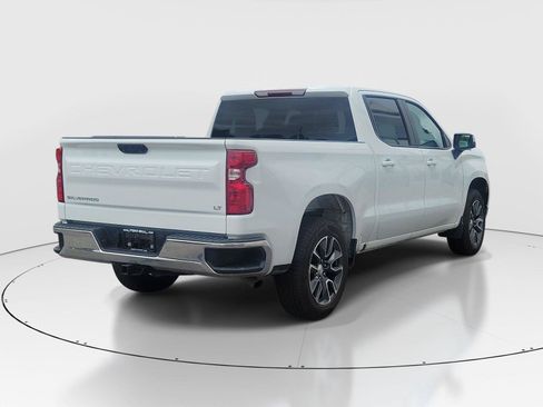 Used 2023 Chevrolet Silverado 1500 LT AWD/4WD image 4