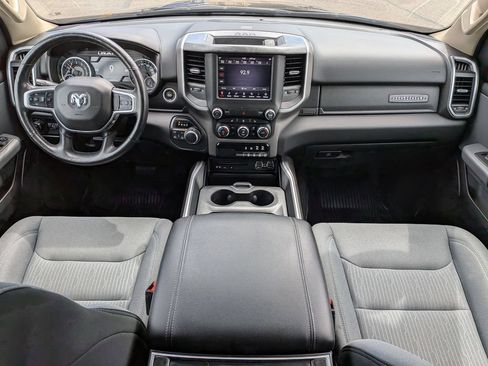 Used 2019 RAM 1500 Big Horn AWD/4WD image 17