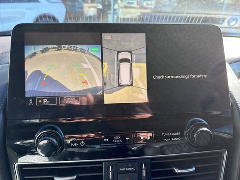 Used 2022 Nissan Armada Platinum w/ Captain's Chairs Package image 12