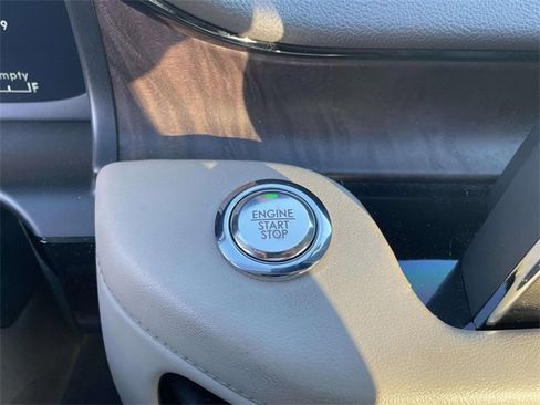 Used 2023 Lincoln Aviator Reserve w/ Equipment Group 201A image 28