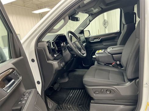 Certified 2025 Chevrolet Silverado 1500 LT image 19