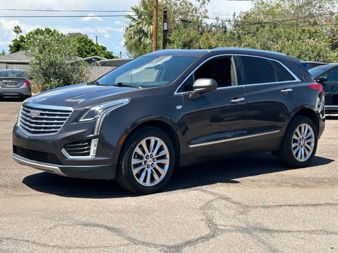 Used 2018 Cadillac XT5 Platinum w/ Driver Assist Package AWD/4WD image 7