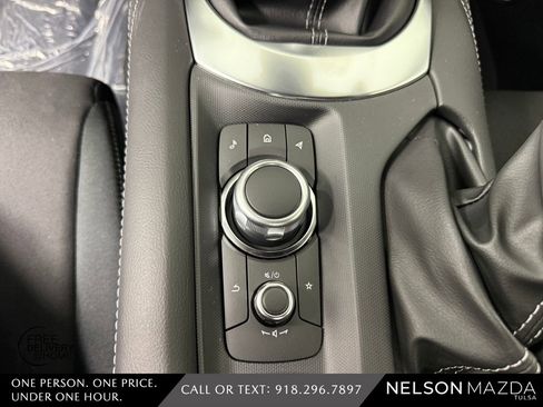 New 2026 MAZDA MX-5 Miata Club w/ Interior Package RWD image 33