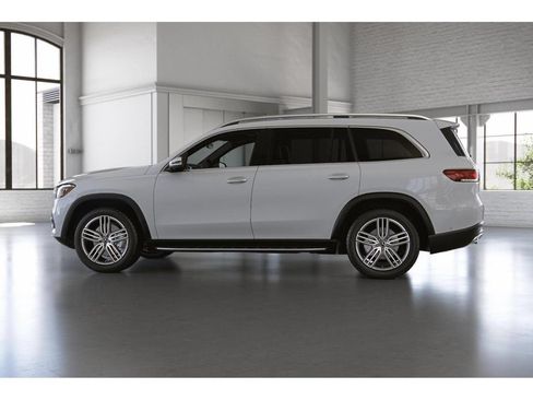 Used 2023 Mercedes-Benz GLS 450 4MATIC image 34