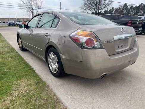 Used 2012 Nissan Altima 2.5 S image 2