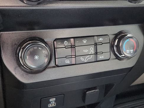 Used 2022 Ford F250 XL w/ Power Equipment Group image 22