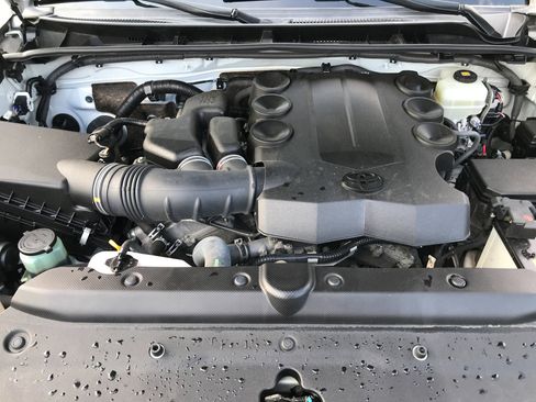 Used 2020 Toyota 4Runner TRD Off-Road image 25