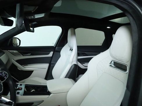 Used 2026 Jaguar F-PACE SVR image 21