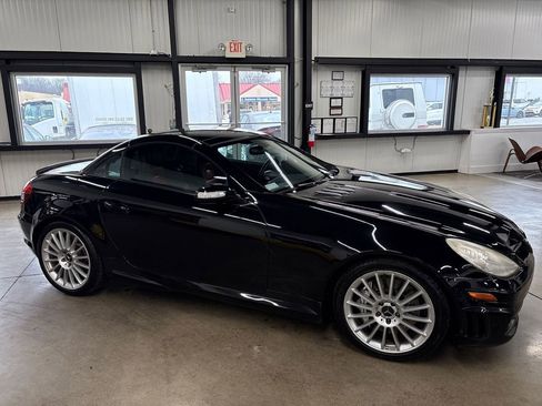 Used 2005 Mercedes-Benz SLK 55 AMG image 26