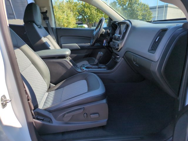 Used 2019 Chevrolet Colorado Z71 AWD/4WD image 31