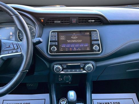 Used 2019 Nissan Kicks SR w/ SR Premium Package image 9