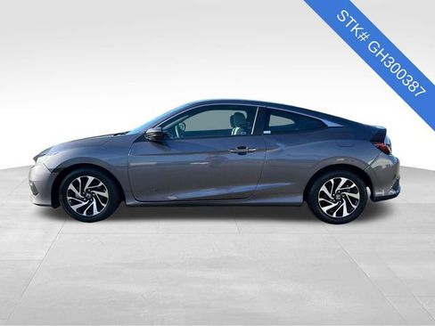 Used 2016 Honda Civic LX-P image 4