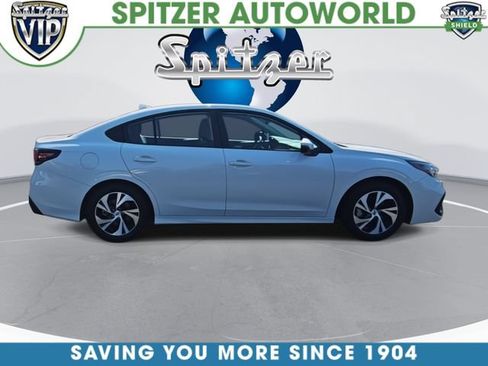 Used 2025 Subaru Legacy Premium AWD/4WD image 9