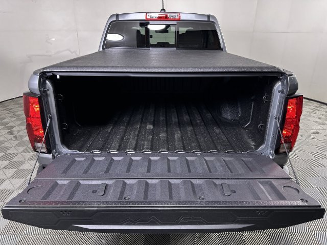 Used 2026 Chevrolet Colorado W/T RWD image 28