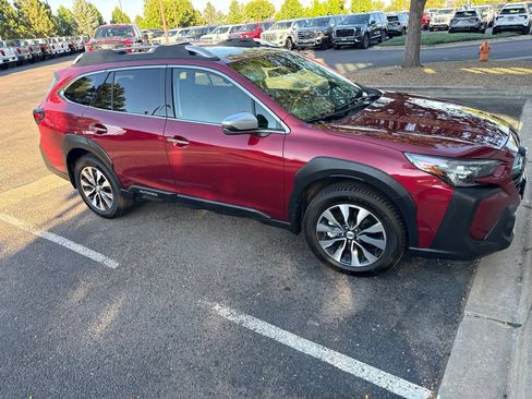 Used 2024 Subaru Outback Touring XT AWD/4WD image 2