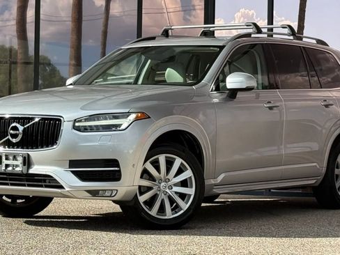 Used 2017 Volvo XC90 T6 Momentum AWD/4WD image 2