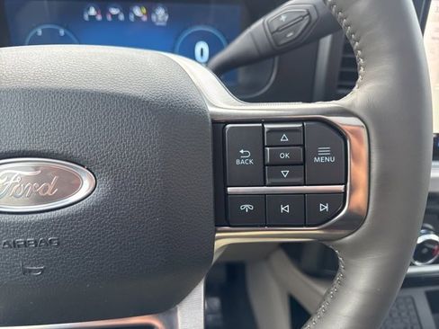 New 2026 Ford F450 Platinum w/ Platinum Plus Package image 36