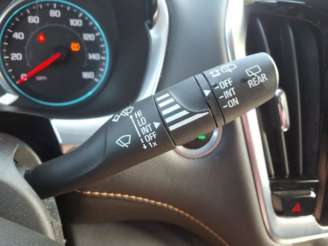 Used 2019 Chevrolet Traverse LT FWD image 21