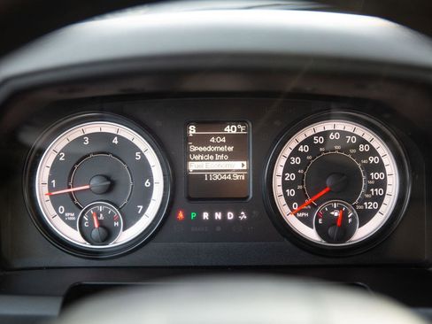 Used 2016 RAM 1500 Classic SLT image 12