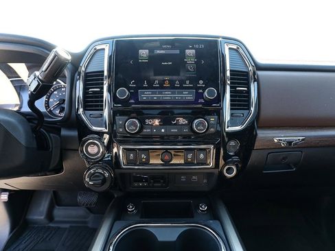 Used 2024 Nissan Titan Platinum Reserve w/ Moonroof Package AWD/4WD image 20