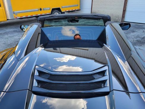 Used 2023 Chevrolet Corvette Stingray Premium Conv w/ Battery Protection Package RWD image 57