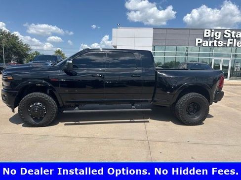 Used 2025 RAM 3500 Limited AWD/4WD image 2
