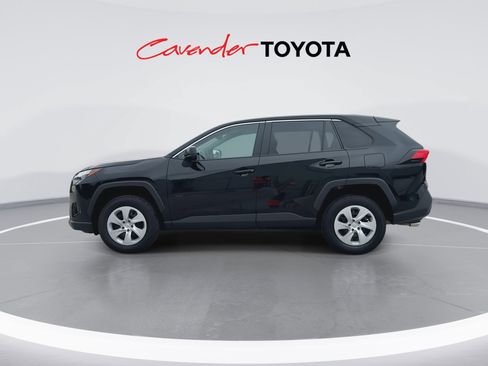 Certified 2025 Toyota RAV4 LE FWD image 5