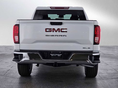 New 2026 GMC Sierra 1500 SLE AWD/4WD image 4