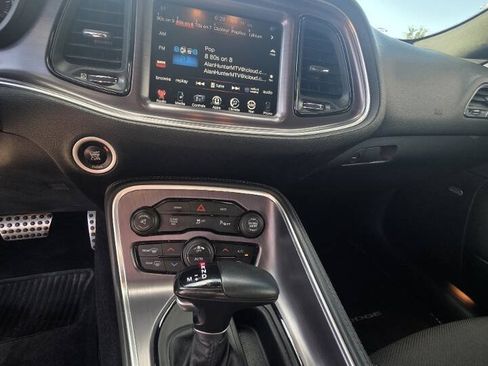 Used 2015 Dodge Challenger R/T Scat Pack RWD image 14