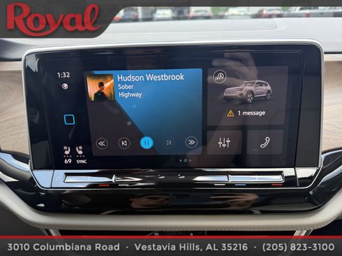 Certified 2025 Volkswagen Atlas SE w/ Panoramic Sunroof Package image 21