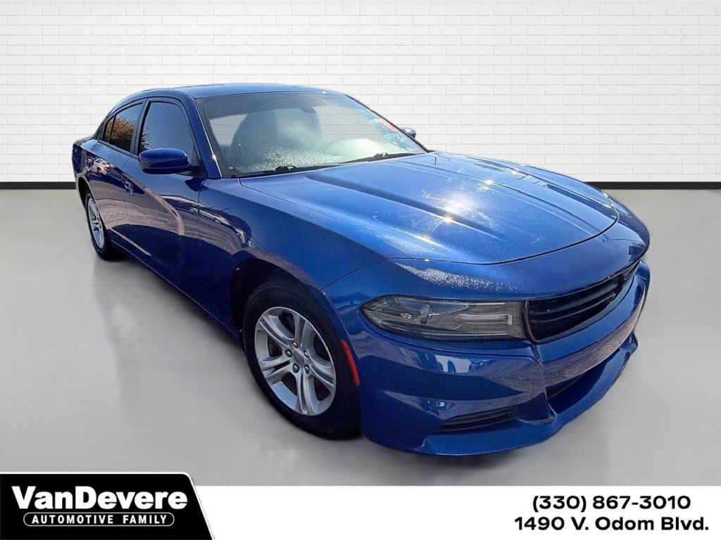 Used 2020 Dodge Charger SXT RWD image 1