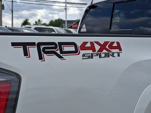 Certified 2023 Toyota Tacoma TRD Sport w/ TRD Premium Sport Package AWD/4WD image 34