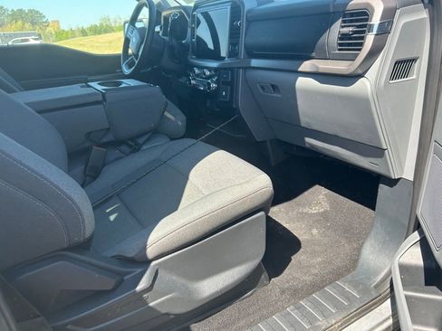 Used 2025 Ford F150 XLT w/ Equipment Group 301A Standard image 12