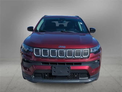 Used 2022 Jeep Compass Latitude w/ Convenience Group image 3