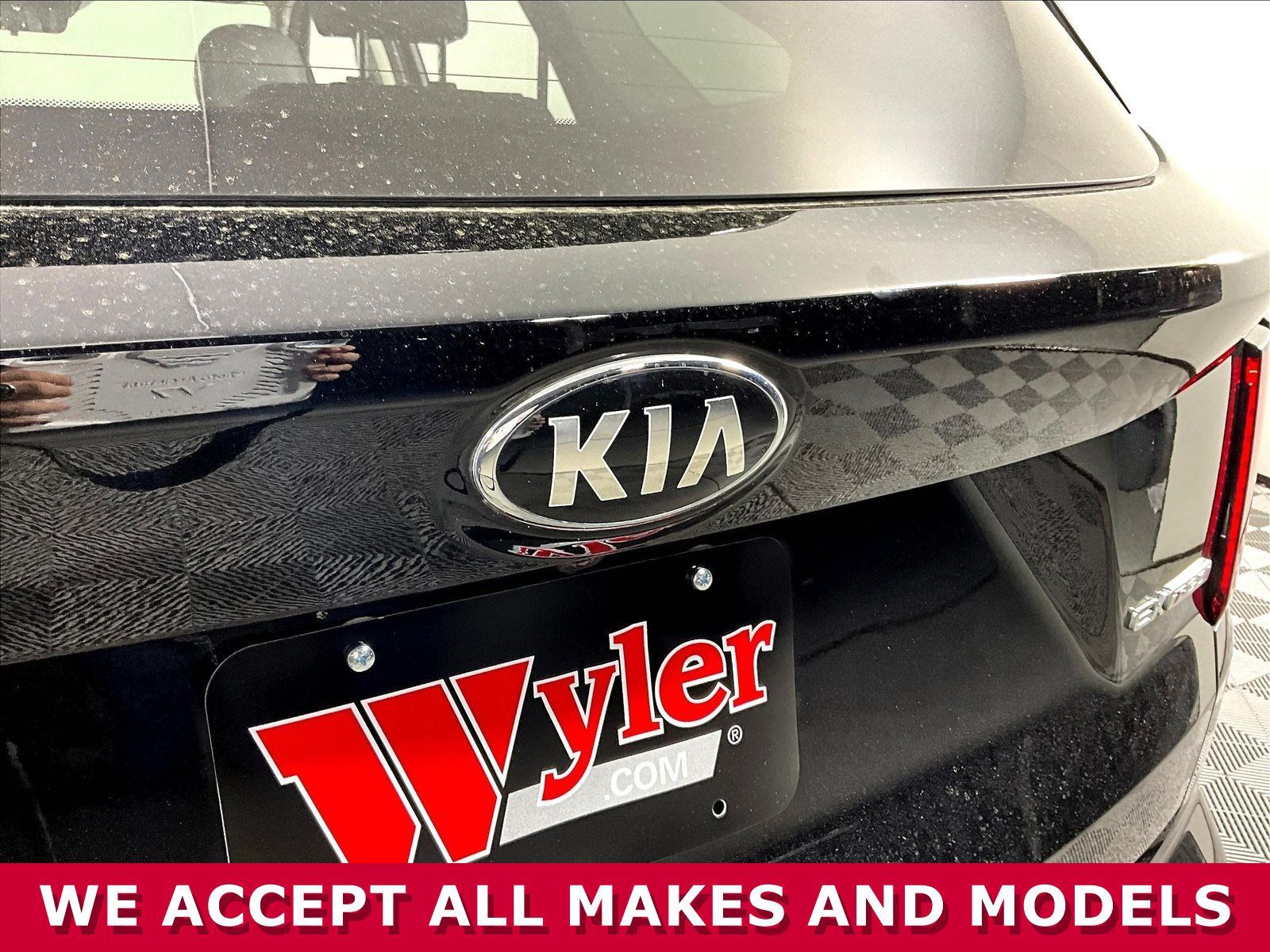 Used 2021 Kia Sorento EX w/ Panoramic Sunroof Package FWD image 23