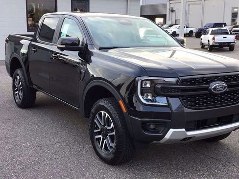 New 2025 Ford Ranger Lariat w/ FX4 Off-Road Package image 3