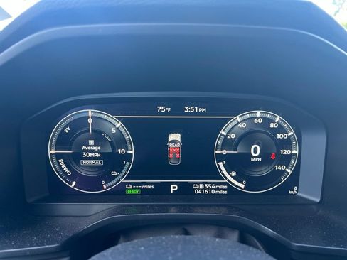 Used 2024 Mitsubishi Outlander Ralliart AWD/4WD image 15