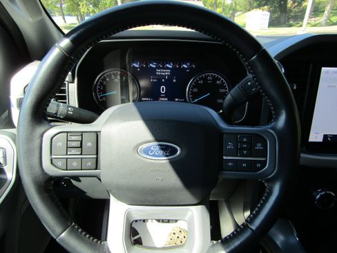 Used 2022 Ford F150 XLT w/ Equipment Group 302A High AWD/4WD image 24