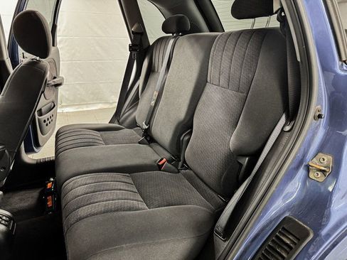 Used 2003 Chrysler PT Cruiser FWD image 10