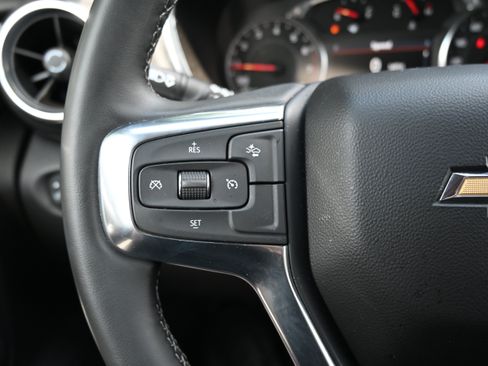 Used 2024 Chevrolet Blazer LT w/ Midnight/Sport Edition FWD image 17